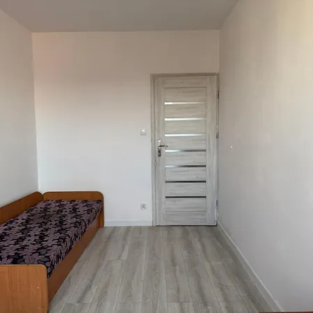 3 Rooms, 5 Beds, 7 People Apartmán *