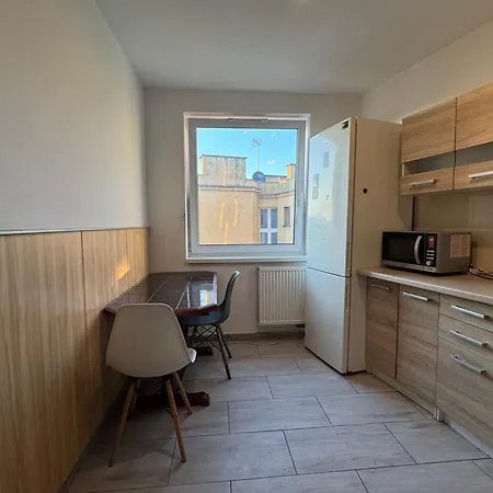 3 Rooms, 5 Beds, 7 People Apartmán Vratislav